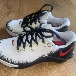 Nike Naughty or Nice Metcon sneakers